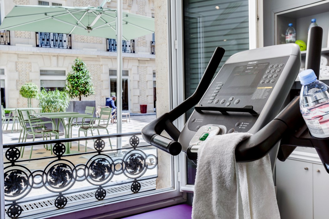 View from Fraser Suite Le Claridge, hotel with gym in Paris