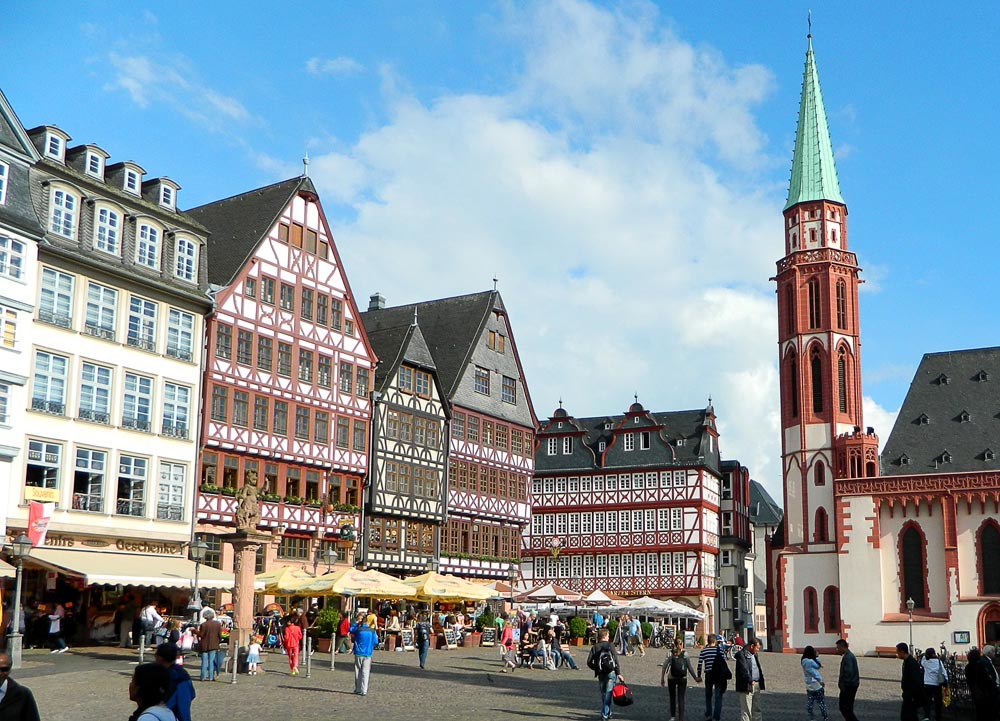 Travel guide for visiting Frankfurt