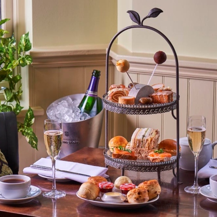 Afternoon Tea in Glasgow -Where to go and indulge in the finer things