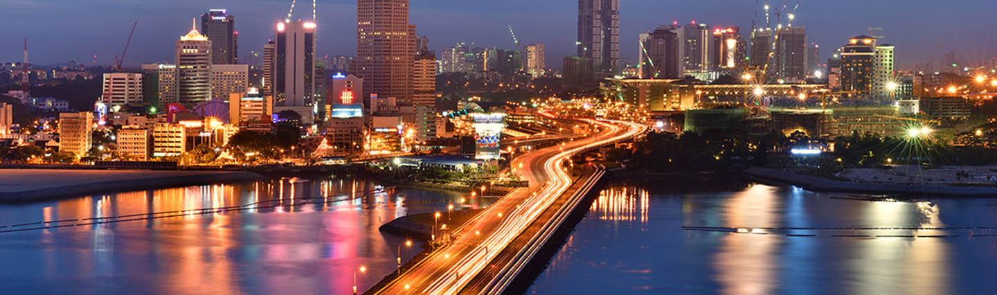 Journey across the Singapore Causeway to Johor Bahru and stay in luxury serviced apartments by Frasers Hospitality. 