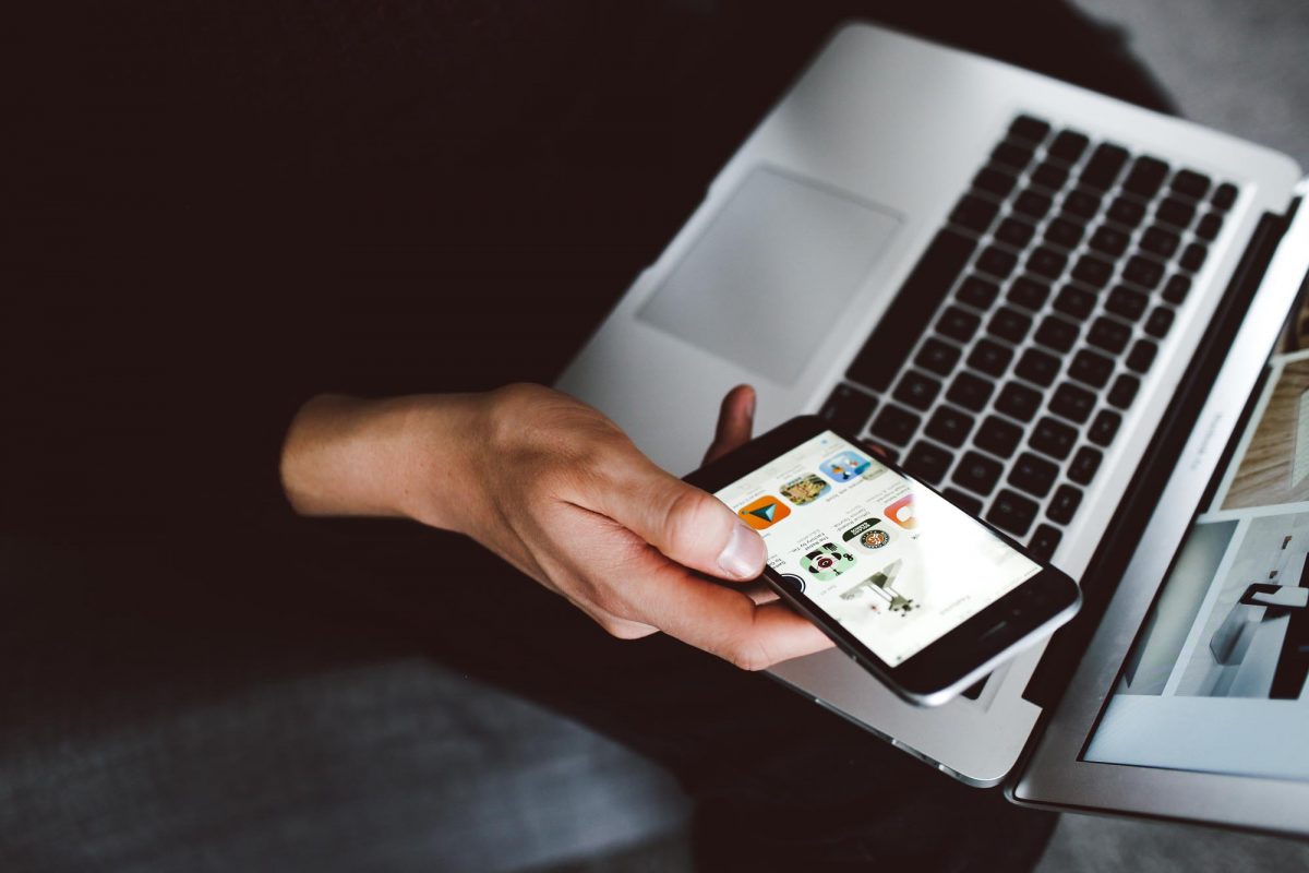 Transform Your Travels with These 20 Apps