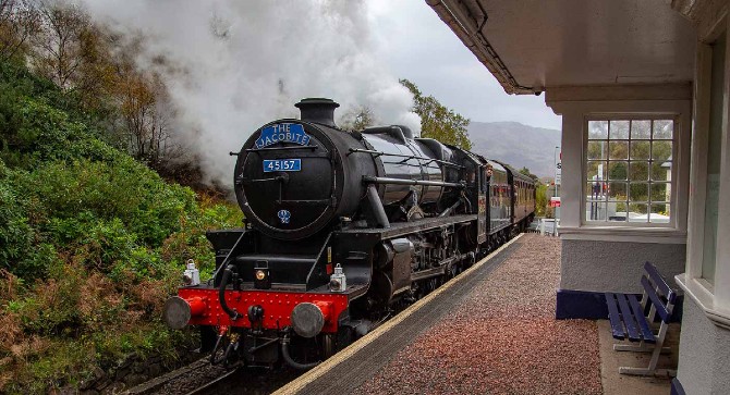 5 Rail Journeys for a Holiday to Remember