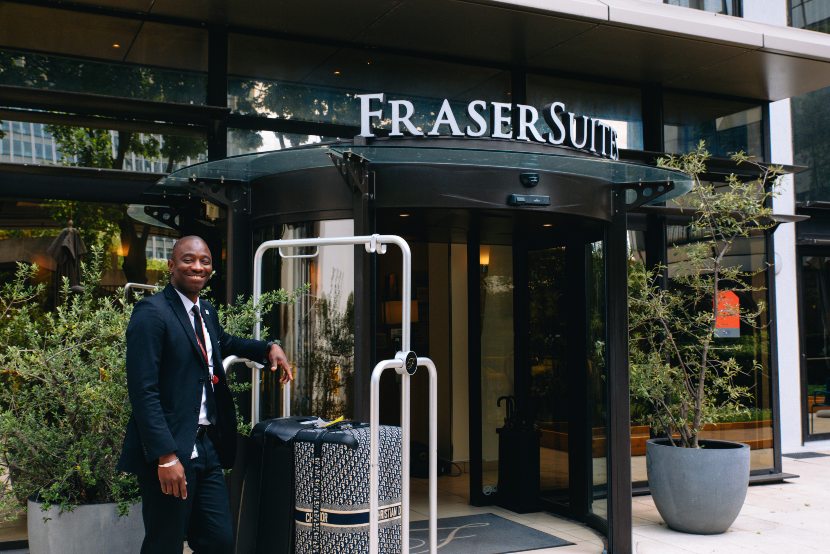 Entrance of Fraser Suites Harmonie, serviced hotel apartment in La Défense for long stay in Paris
