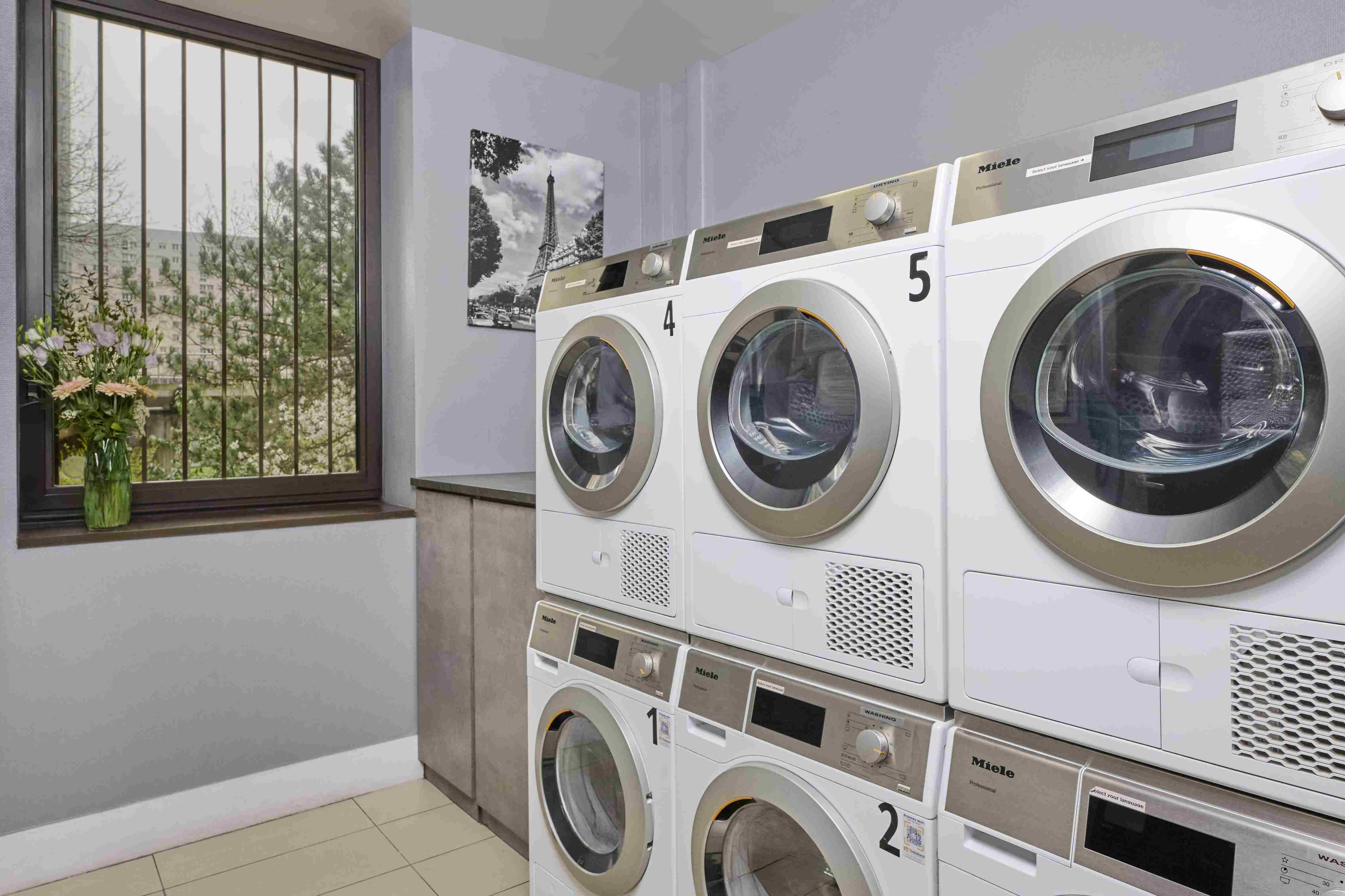 Laundry Suite 