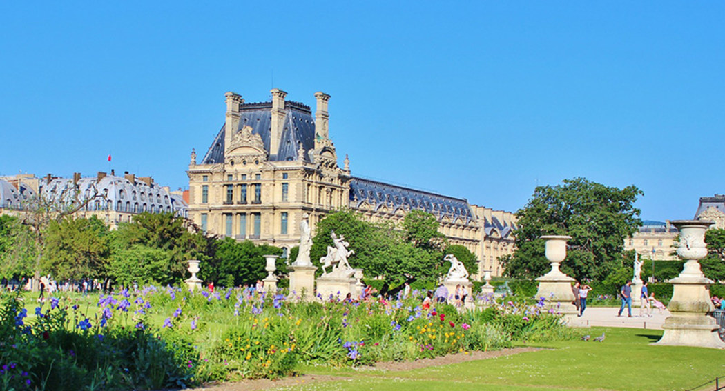 Visit Paris in Spring