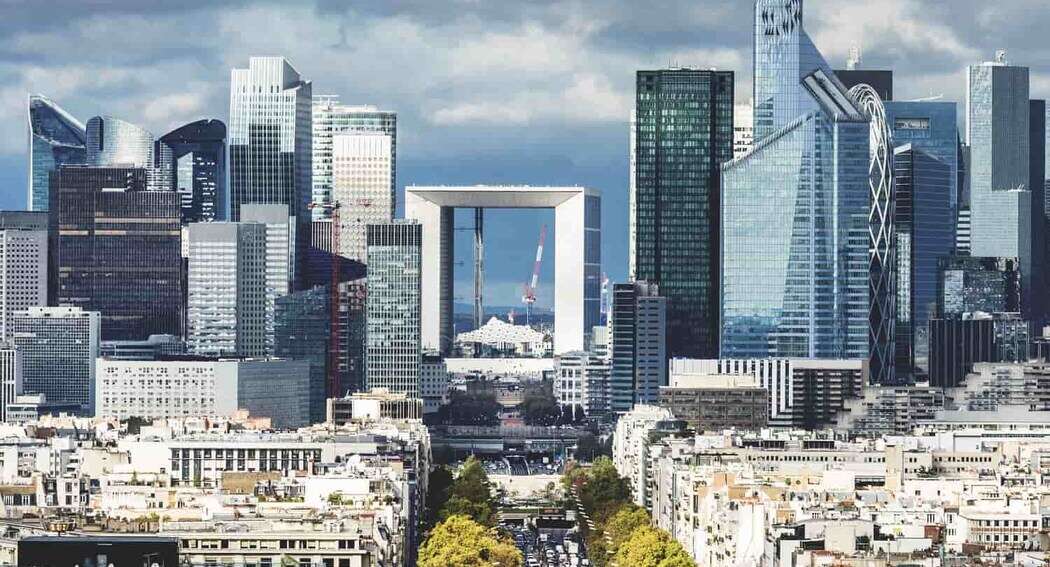 La Grande Arche - A Modern Arch of Triumph