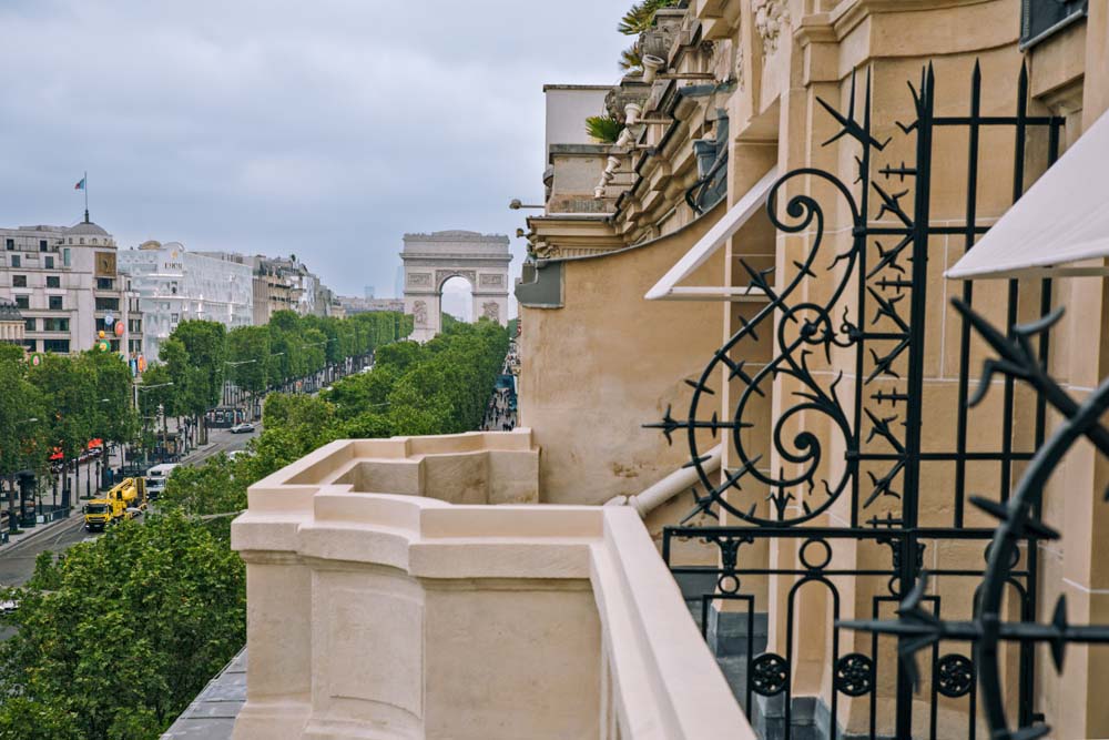 One Bedroom Executive Suite, 1 bed flat paris with view to Champ Elysee in Paris 