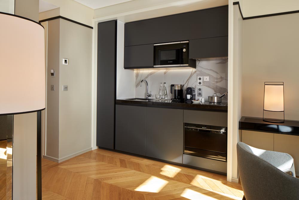 Kitchenette of Premier Suites room in Paris