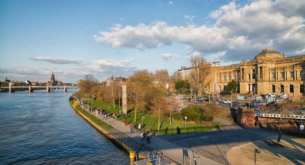 Explore Städel Museum in Frankfurt