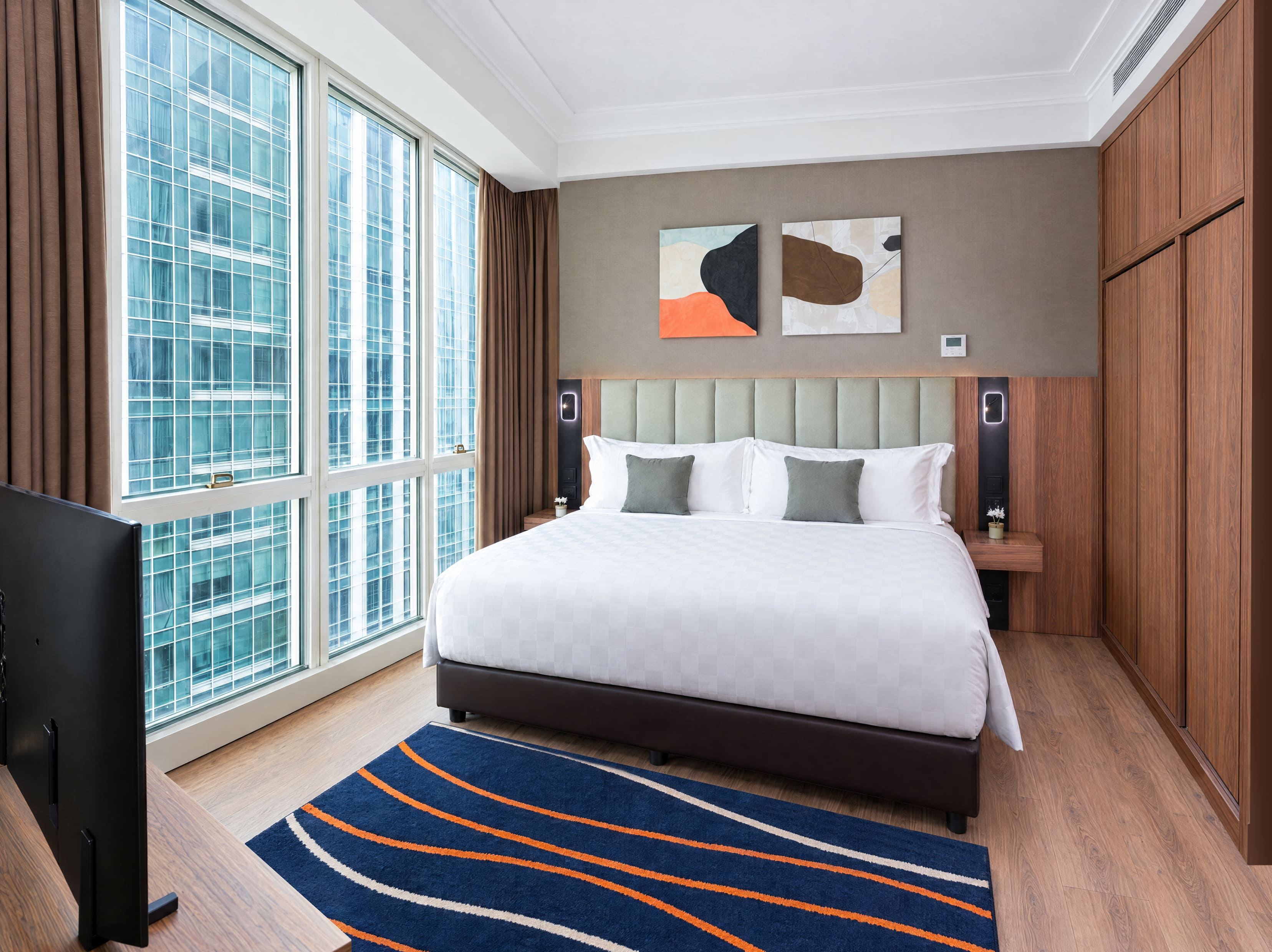 One Bedroom Premier