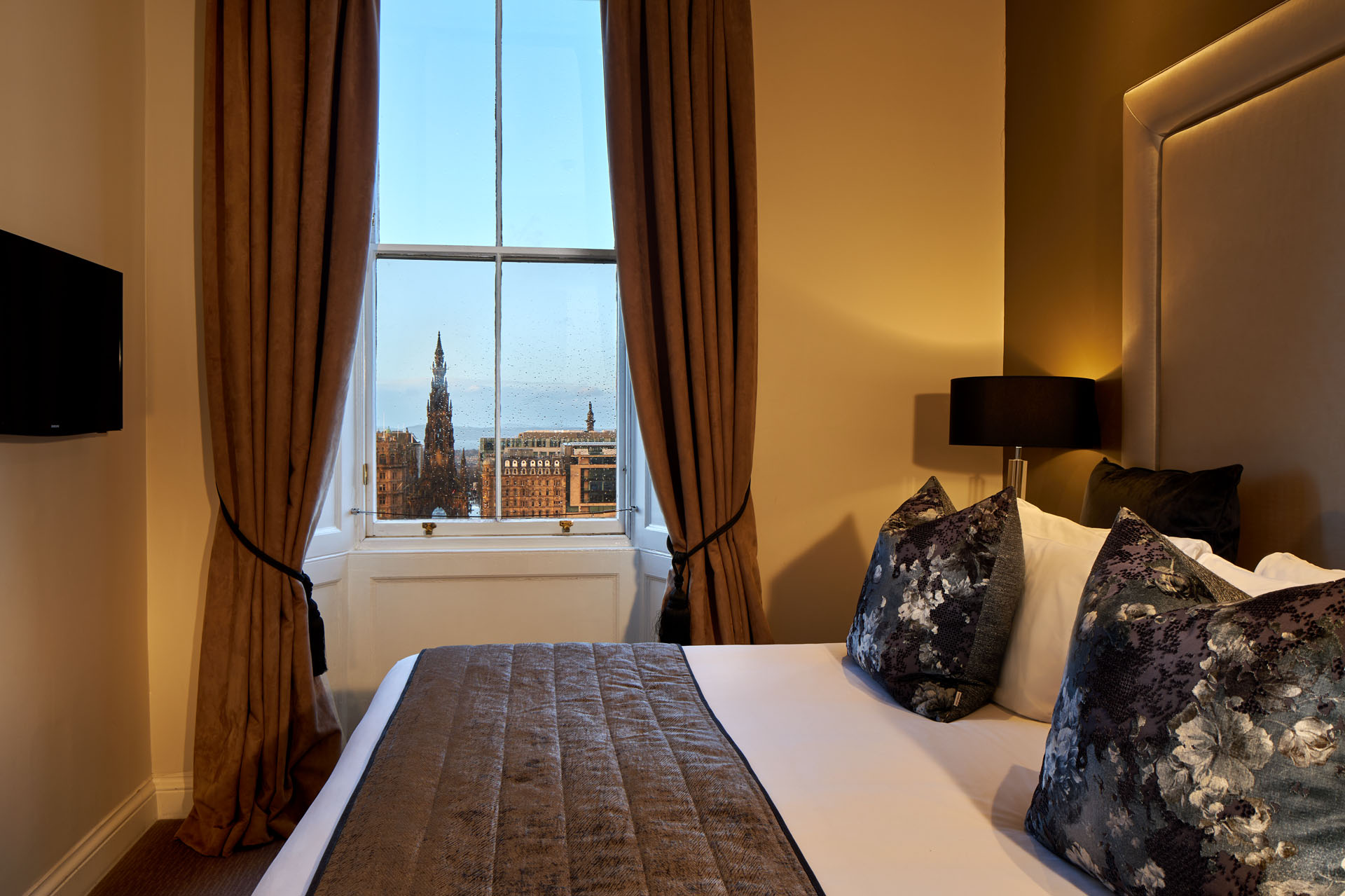 Fraser Suites Edinburgh Named Scotland’s Leading Serviced Apartments by World Travel Awards