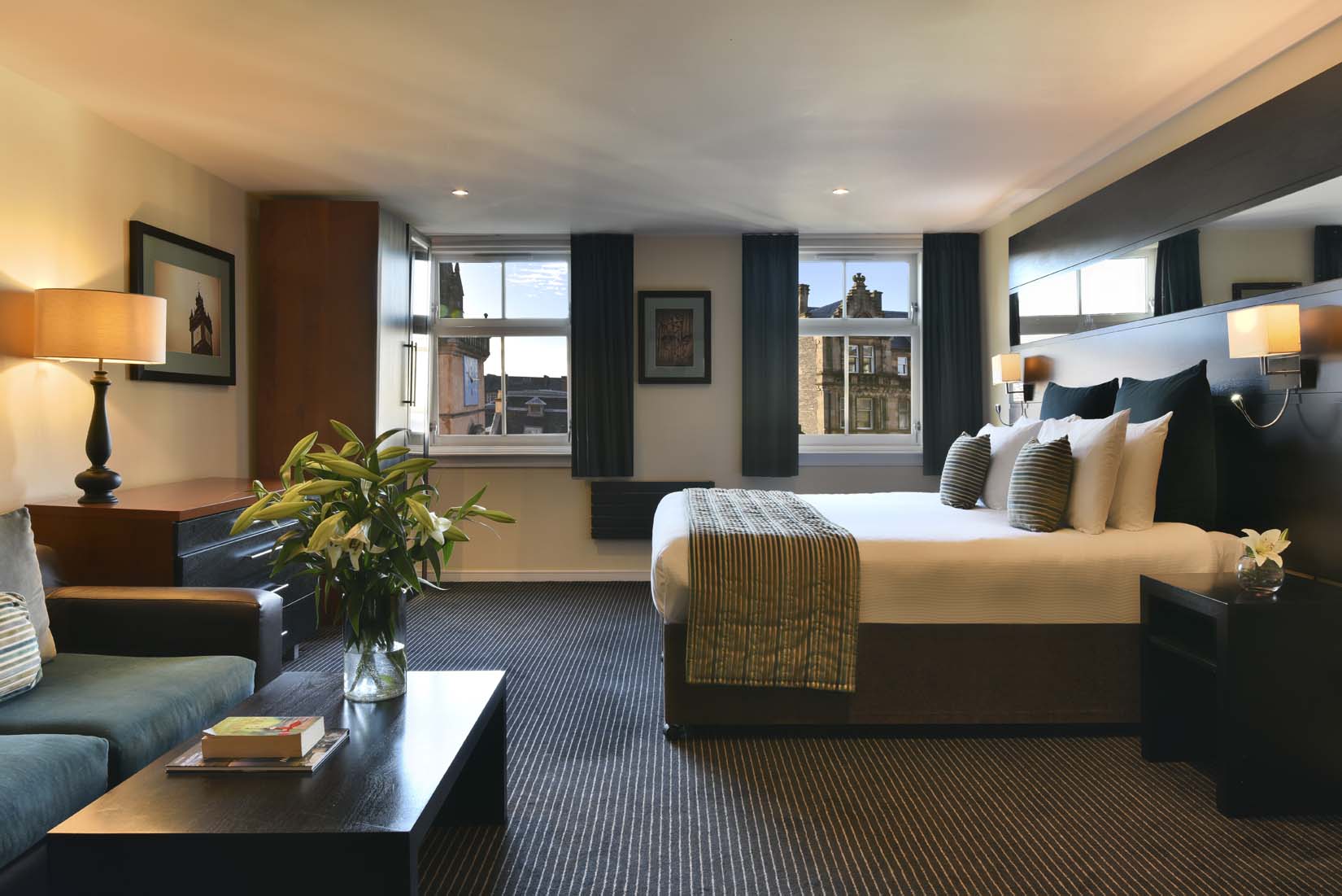 Fraser Suites Glasgow serviced apartments with view to city for family breaks in scotland