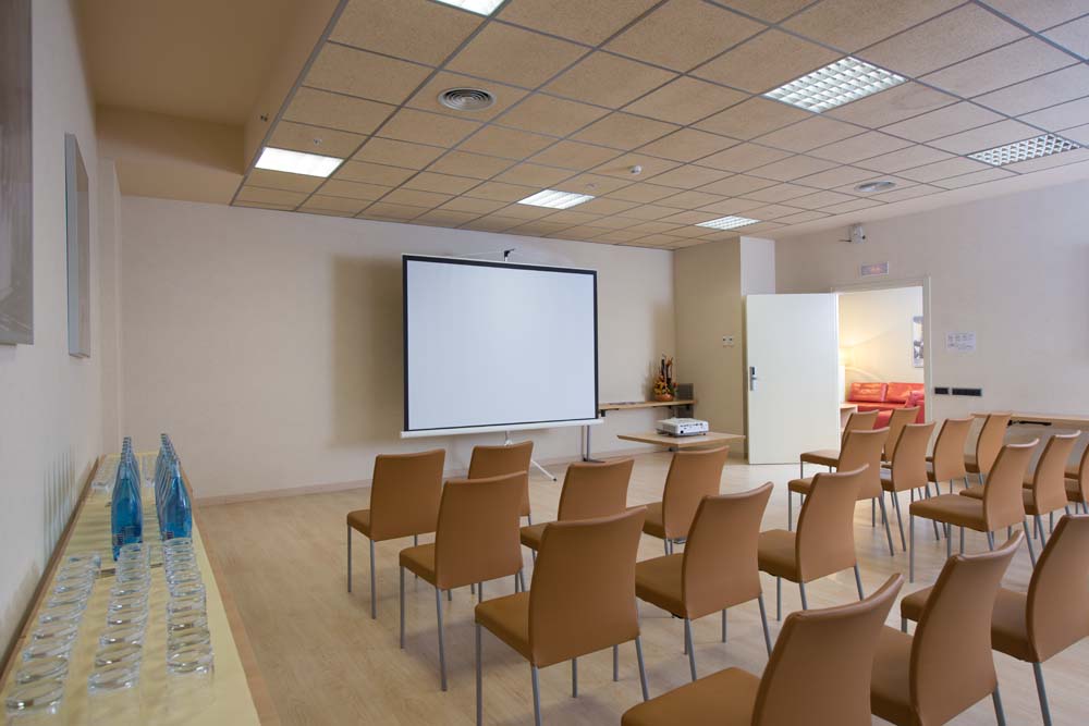Meeting rooms at Capri by Fraser Barcelona hotel  in theater set up