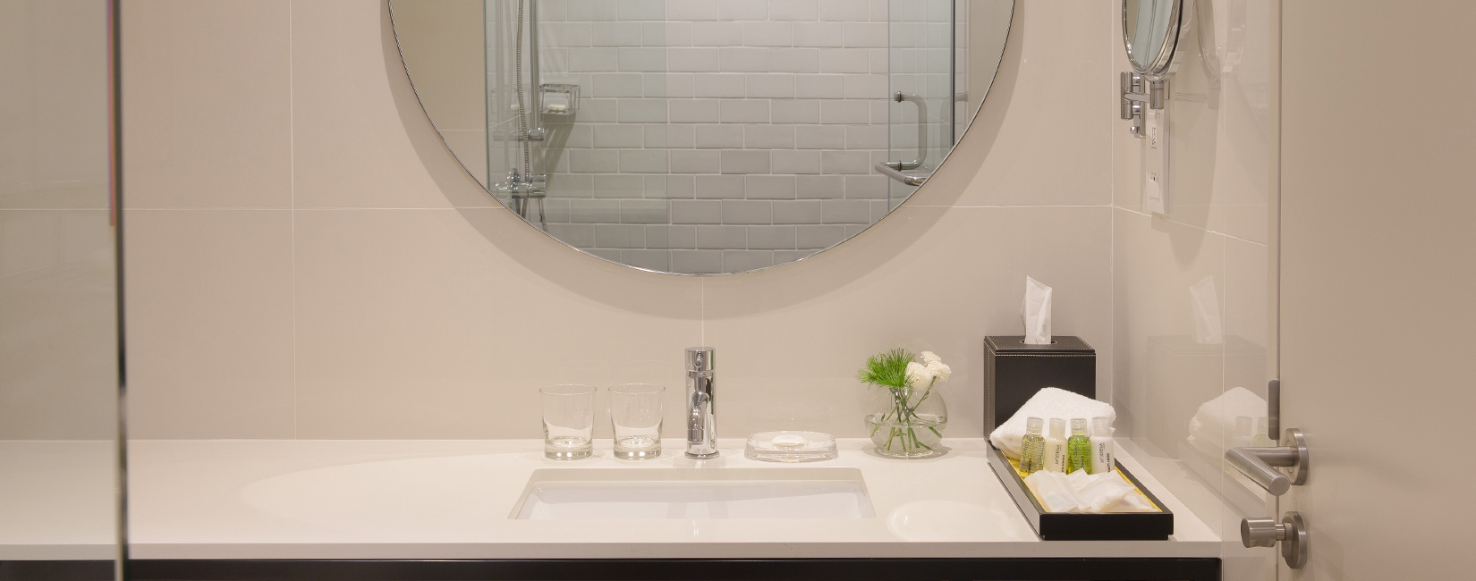 Bathroom in a single hotel room at Modena by Fraser Bangkok near the CBD