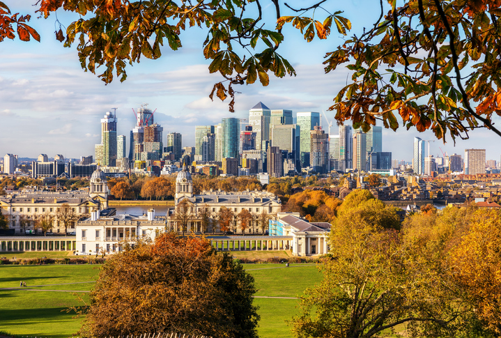 The Ultimate Guide To Visiting Canary Wharf In Autumn