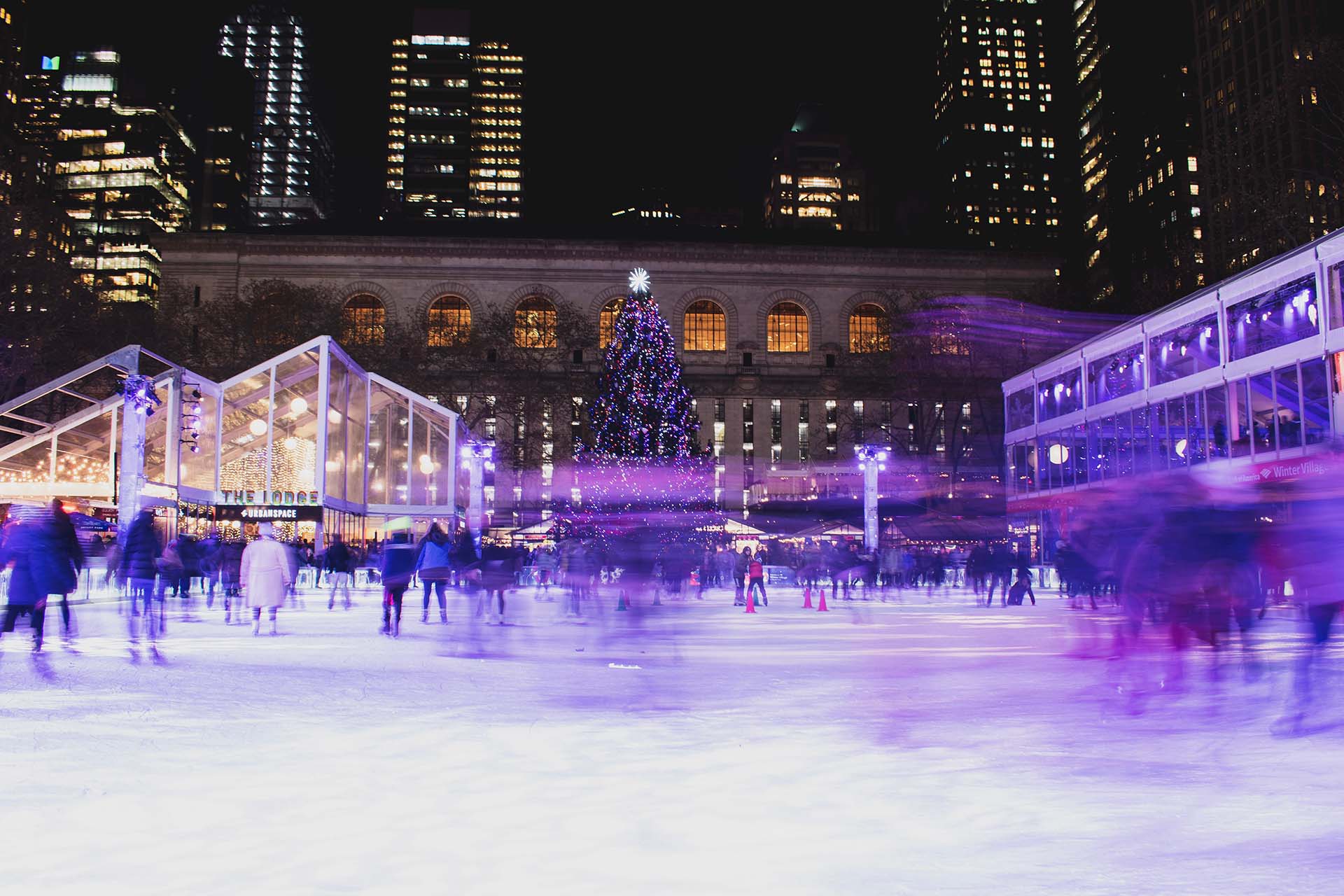 Ice rink in Canary Wharf
