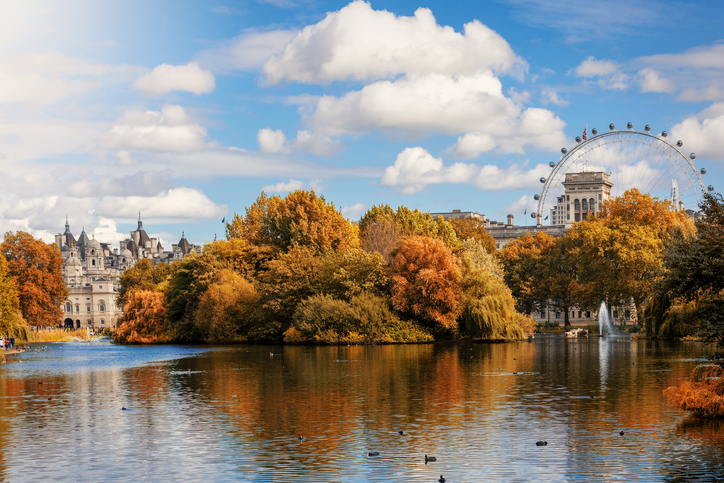 Ultimate Guide to Spending Autumn in London