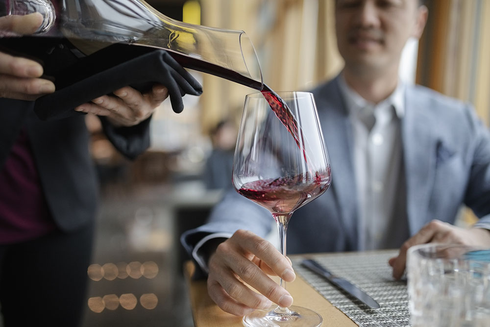 Magenta, wine bar in hotel at South Kensington, London