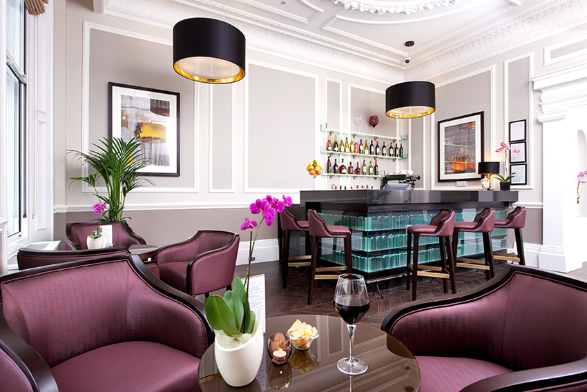 The Magenta bar at Fraser Suites Queens Gate, London Hotel with Breakfast in South Kensington