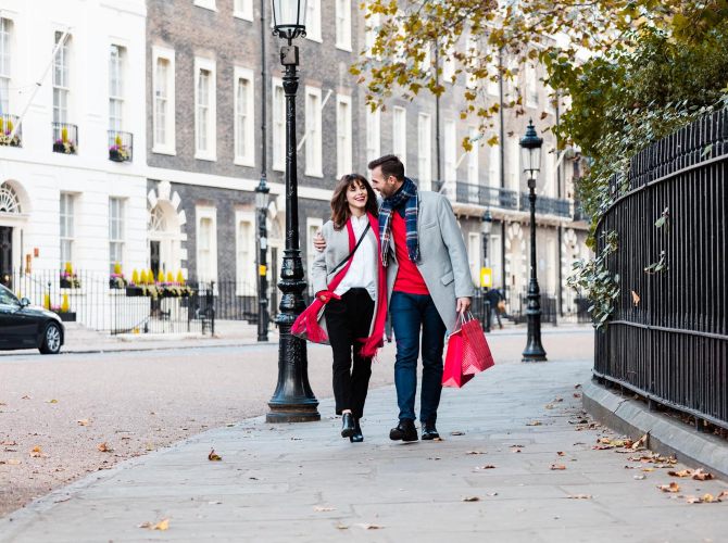 couple-shopping-london-fraser-parkinternational