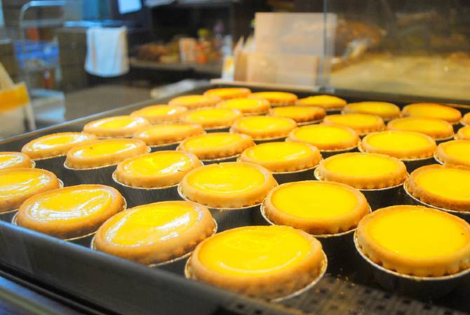 Traditional egg tart