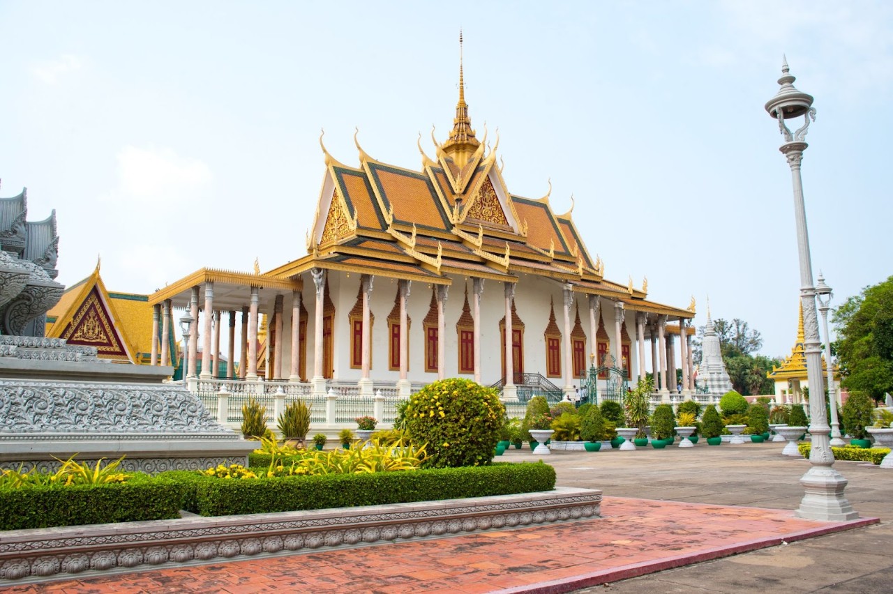 Image of the Royal Palace in Phnom Penh.