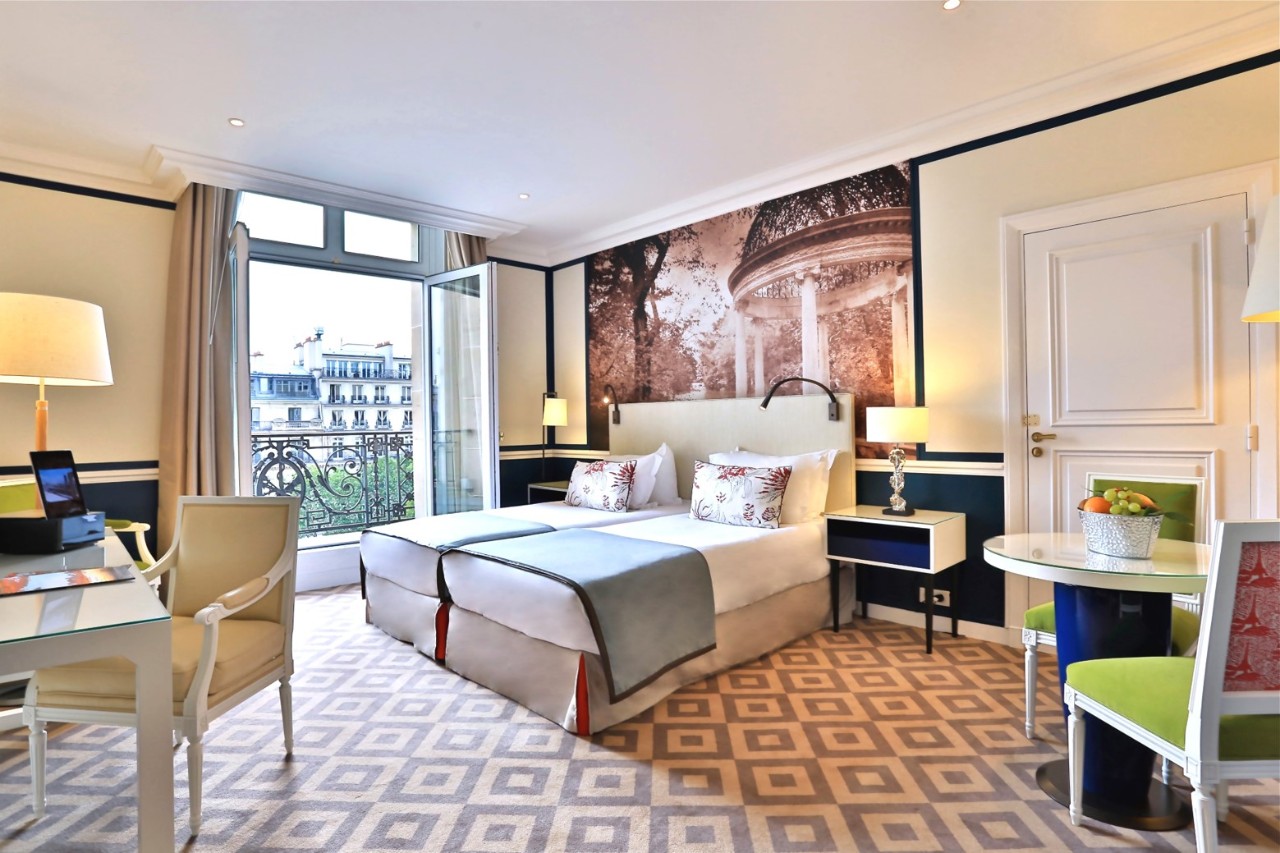 Executive Suite bedroom in Paris