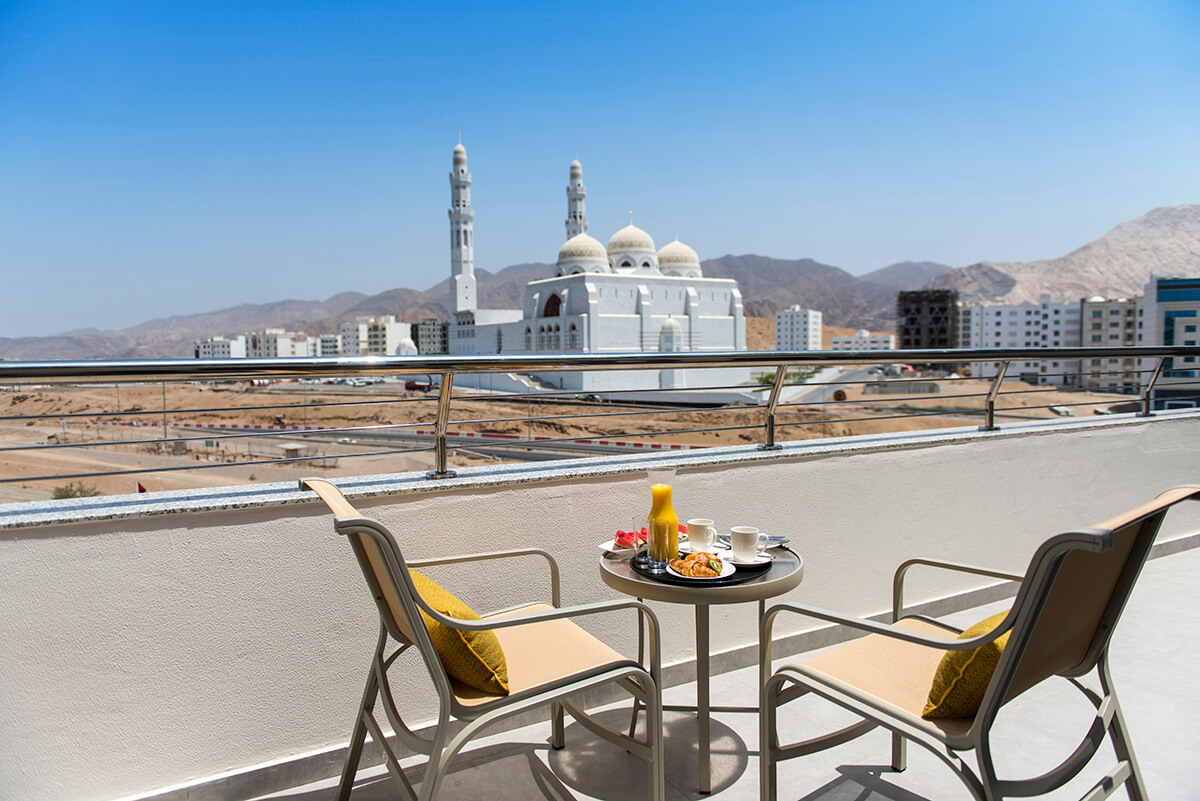one-bedroom-executive-suite-serviced-apartment-hotel-fraser-suites-muscat-oman