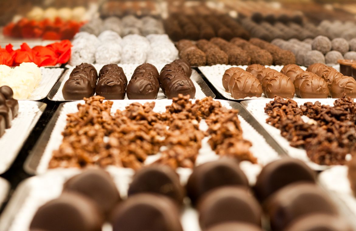 Chocolate-tasting tour, essential activity for Geneva travel guide with kids
