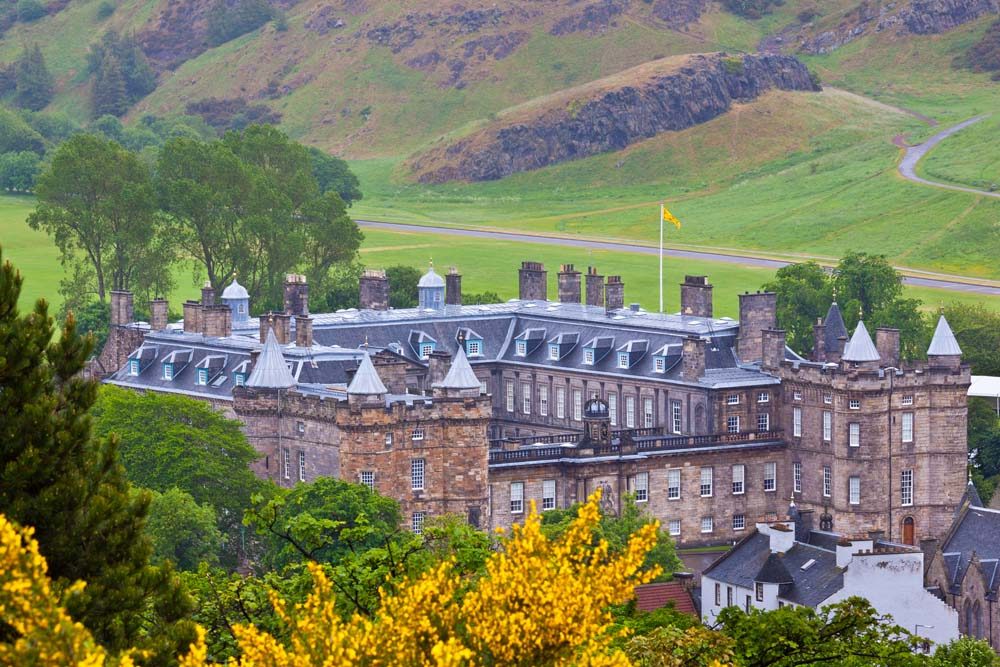 Palace of Holyroodhouse, best things to do in Edinburgh