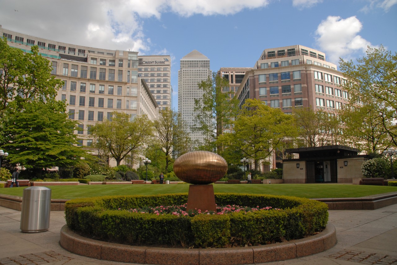 Westferry Circus and One Canada Square in Canary Wharf