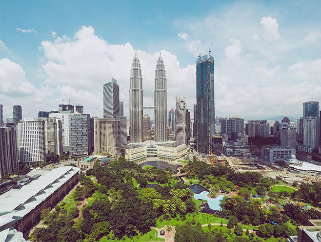 Relax with a great view of the Kuala Lumpur skyline from your apartment in Kuala Lumpur. 